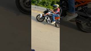 Duke250Gen2 vs Gen3 ktm shorts youtubeshorts [upl. by Hestia]