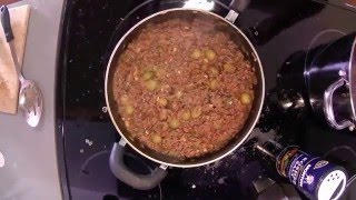 Joses Cooking VLOG 03  Picadillo Cubano  Traditional Cuban goodness  one pot meal [upl. by Hooker970]