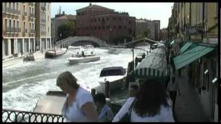 Venedig und die Feuerwehr  Fireboat Venice Vigili Del Fuoco Venezia WDYWBATM [upl. by Ayt]