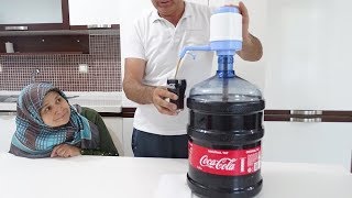 Coca Colaya DAMACANA Pompası Yaptık TAM BİR Hafta COLA İçtik HOWTO MAKE COCA COLA DISPENSER MACHINE [upl. by Ynos]