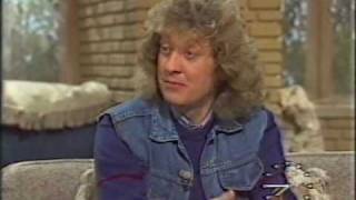 Noddy Holder Slade quotRun Runawayquot on TVAM 1984 [upl. by Wolliw]