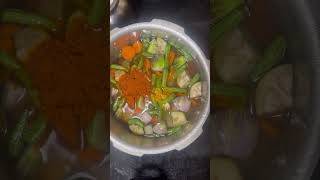 Sambar sadam trending food sambarrecipe onepotrice shortsfeed shortsvideo tamil drsivaraman [upl. by Spillar]