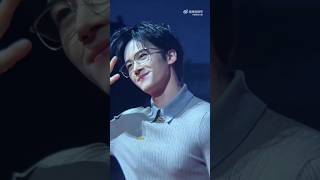 Yanans fancam at the red carpet of 2024 Wenrong Awards Ceremony PENTAGON YANAN [upl. by Tabitha291]