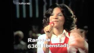 RAMONA WULF  quotDAS WEISS DER HIMMEL ALLEINquot Live 1973 [upl. by Hallimaj]