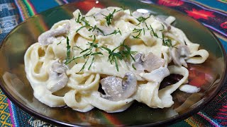 Salsa Alfredo con Champiñones [upl. by Ammeg]