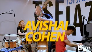 Avishai Cohen quotIntertwinedquot en session TSFJAZZ [upl. by Anole]