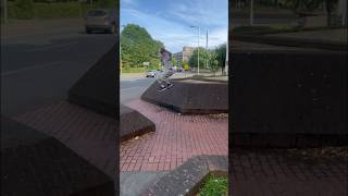 Around we go 🌀 parkour subscribe freerunning [upl. by Kenleigh]