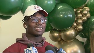 1 High School football recruit in the Nation commits to South Carolina [upl. by Bonnice]