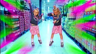 💃 BAILANDO en MEDIO del SUPERMERCADO 👯 Itarte Vlogs [upl. by Ahsaya886]