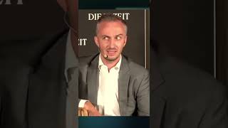 Warum ist Jan Böhmermann so gemein [upl. by Rehoptsirhc30]