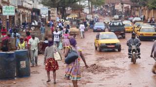 Cameroun Yaoundé Centre ville  Cameroon Yaounde City center [upl. by Anaitsirhc]