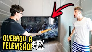 QUEBREI A TV DO REZENDE  TROLLANDO REZENDE  REZENDE EVIL [upl. by Orodisi]