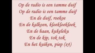 Pulcino Pio  Het kuikentje piep met Lyrics [upl. by Celka]