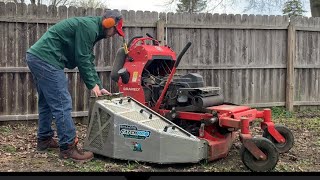 Bagging grass with Gravely Pro Stance 36 and Ballard catch pro [upl. by Plate]