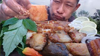 EAT SMOKED PORK COOK WITH POTATOES AND AXONE NEW STYLE COOKING RECIPE NagaColls84 [upl. by Arikahc452]