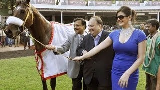 Vivek Oberai amp Zarine Khan at Nakshatra Indian 2000 Guineas Race 2012 Part 1  FULL VERSION [upl. by Tila]