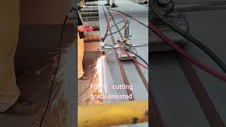 Flame cutting track assisted machine cutting plasma flameFlame cutting Cutting trolley [upl. by Donnie]