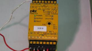 Pilz PSWZ X1P Safety relay 動作確認 [upl. by Davide]