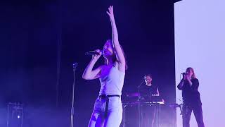 Sigrid  Dont Kill My Vibe  Dublin 2019 [upl. by Allecsirp]