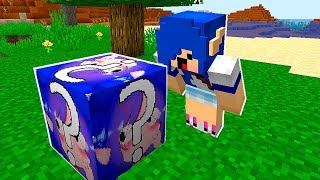 MOONKASE ABRINDO LUCKY BLOCK MOONKASE MINECRAFT [upl. by Adnawak323]