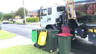 Wollongong garbage Fogo and Recycling filming with Wollongonggarbo [upl. by Tiedeman283]