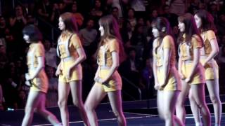 Gfriend  Navillera  Kcon LA 2016 160730 [upl. by Rivera230]