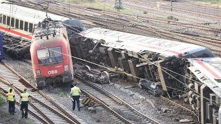 Eisenbahn Unfall in Mannheim  Containerzug kollidiert mit Eurocity [upl. by Eon]