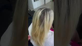 Do loiro amarelo para um loiro lindo🤩 loiro mechas cortequimico loiros loirotutorial [upl. by Hametaf]