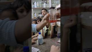 How to use filter paper experiment science scienceexperiment chemistry youtubeshorts school [upl. by Merp]