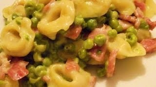 Ricetta Veloce Tortellini PannaProsciutto e Piselli [upl. by Zetra609]