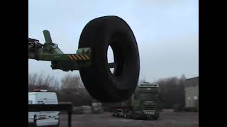 UHL3705 EARTHMOVER TYRE HANDLER GRAB [upl. by Newo]