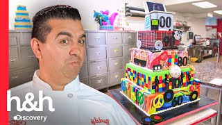 Increíble pastel retro para recordar 5 décadas en 5 pisos  Cake Boss  Discovery HampH [upl. by Nyleikcaj]