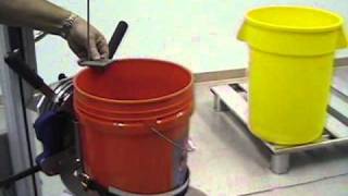 LiftOFlex Manual Bucket tip Demonstration [upl. by Coad]