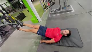 Flexion de pierna en TRX alternando [upl. by Audsley]