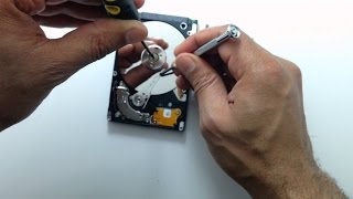 How to recover data from a dead hard drive for beginners [upl. by Cira]