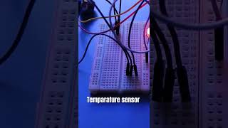 Temperature sensor arduinoworkshop arduinoproject arduinoworkshop sensorproject temparature [upl. by Idrahs]