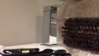 Easy trick to clean a roller brush full of hair [upl. by Earej710]