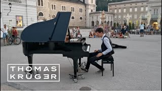 Amazing Pianist Plays Medley of famous Movie Themes in Salzburg [upl. by Suoicerp]