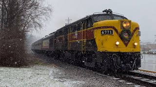 CVSR FPA4 6771 Leading the SB North Pole Adventure Ferry Move at Bogo PizzaMP 44 on 121823 [upl. by Rosol299]