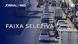 Prefeitura do Rio anuncia flexibilização da faixa seletiva da Av Brasil [upl. by Scandura278]