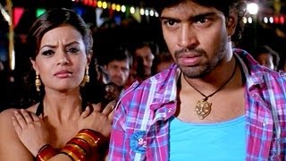 Gamyam Movie  Allari Naresh Saving Dancer Stunning Action Scene [upl. by Mose227]