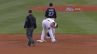 COLLAD Seager exits the game with a leg cramp [upl. by Broder]