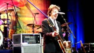 Paul McCartney Sings Birthday to Ringo Starr Live [upl. by Tiffa452]