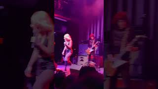 Amyl amp The Sniffers  Hertz in Louisville KY 73124 [upl. by Secnarfyram609]