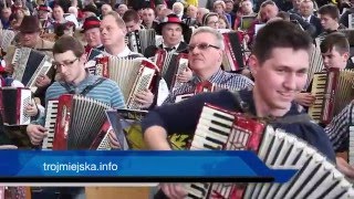 Bojano  bicie rekordu w jednoczesnej grze na akordeonie  Dzień Jedności Kaszubów 2016 [upl. by Fachan782]