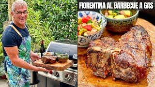 BISTECCA FIORENTINA al BARBECUE WEBER A GAS 🔥 Un INFERNO di Gusto  Ricetta di Chef Max Mariola [upl. by Assilrac]