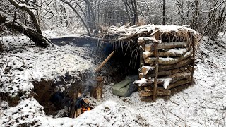 Build Your Own Shelter in Harsh Winter Survival Frost  Caught in Shelter with Snow Overnight [upl. by Ecyned768]