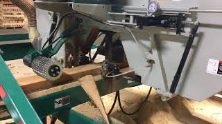 WoodMizer HR1000 Horizontal Resaw with 6 Heads in operation [upl. by Ferrick915]