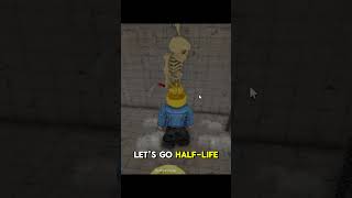 HalfLife Style Crowbar Action in Roblox 🔧😂 [upl. by Silvester]