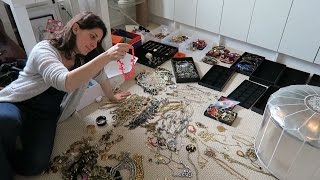 How to Successfully Organize Your Jewelry [upl. by Aimit]